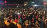 新年期间万人齐聚湛山欢庆中国新年