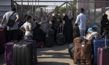 第一批加拿大公民通过拉法过境站撤离加沙