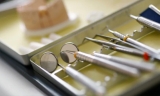 安大略省为低收入老人提供免费牙科护理