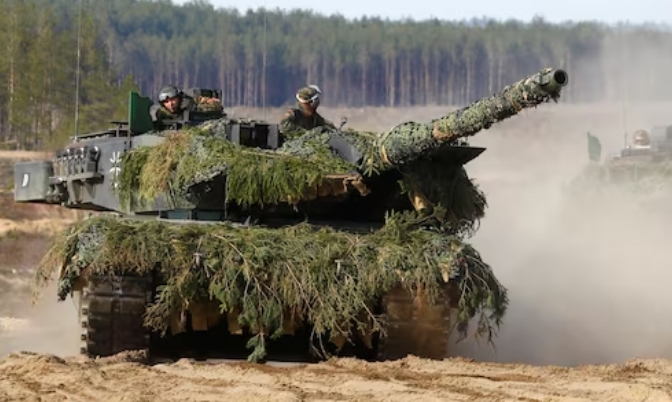 第一辆加国援助乌克兰豹2坦克已抵达波兰