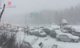 安省、魁省都有几十辆汽车暴雪中相撞