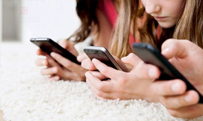 安省正式禁止中小学生在课室用手机生效