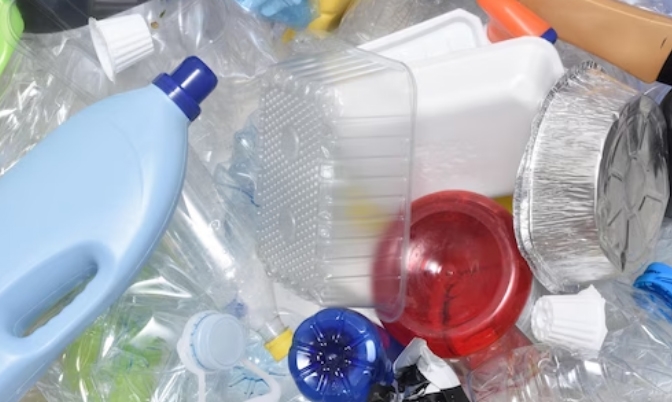 政府将塑料制品列为有毒物质被法庭裁定违宪